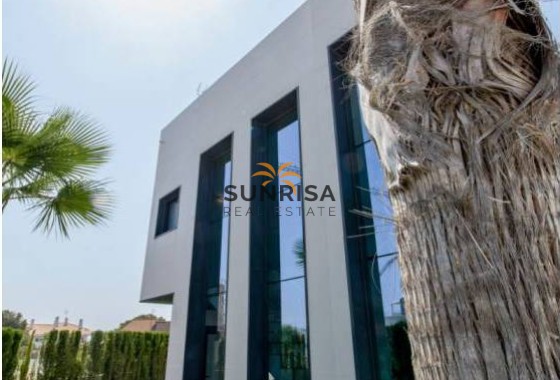 Villa · Obra nueva - Dehesa de Campoamor · Alicante · España