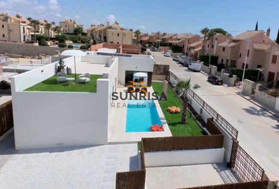 Casa · Obra nueva - La Finca Golf · Alicante · España