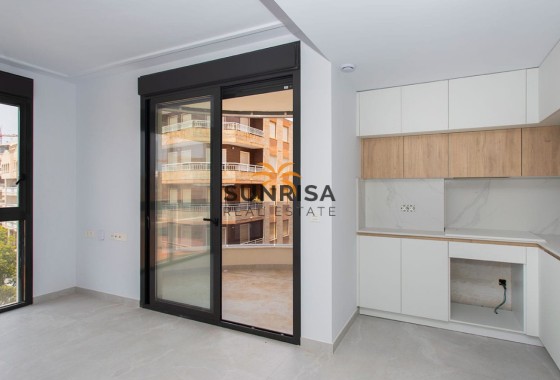 Appartement · Herverkoop - Torrevieja · Playa del Cura · Alicante · Spanje