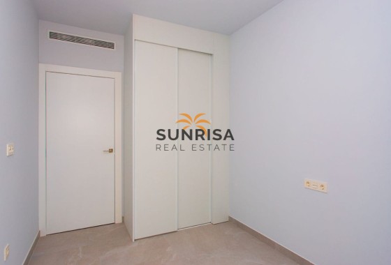 Appartement · Herverkoop - Torrevieja · Playa del Cura · Alicante · Spanje
