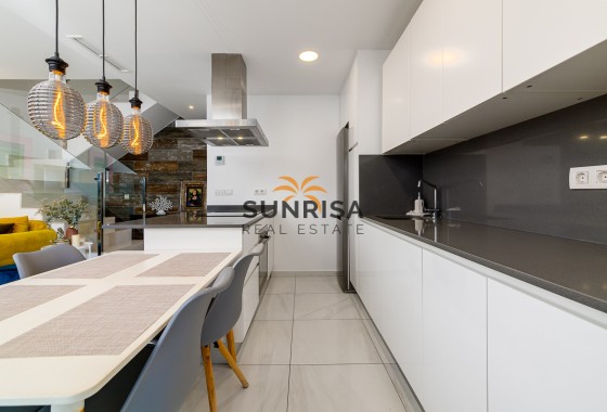 Maison de ville · Revente - Orihuela Costa · Villamartín - Las Filipinas · Alicante · Espagne
