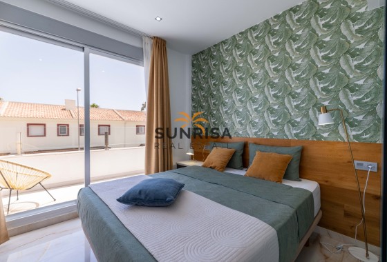 Villa · Herverkoop - Ciudad Quesada · Alicante · Spanje