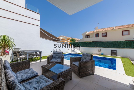 Villa · Herverkoop - Ciudad Quesada · Alicante · Spanje