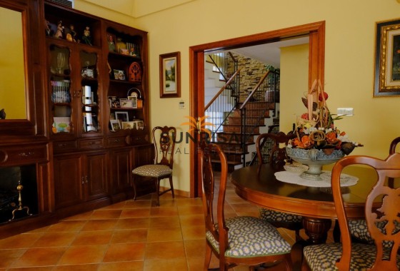 Villa · Herverkoop - Orihuela · Correntías Medias · Alicante · Spanje