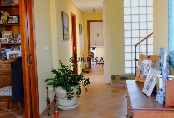 Villa · Herverkoop - Orihuela · Correntías Medias · Alicante · Spanje