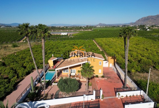 Villa · Herverkoop - Orihuela · Correntías Medias · Alicante · Spanje