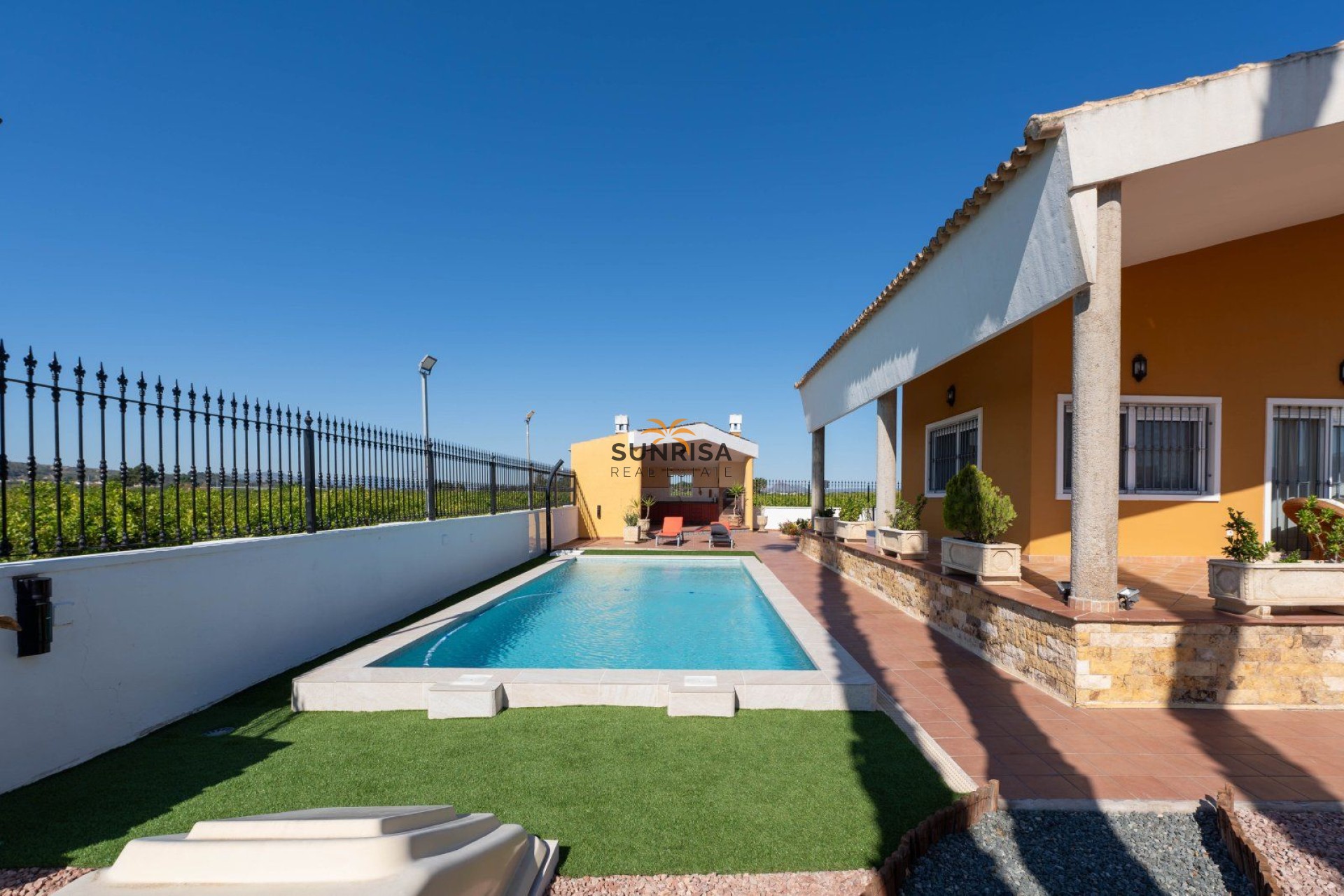 Herverkoop - Villa - Orihuela