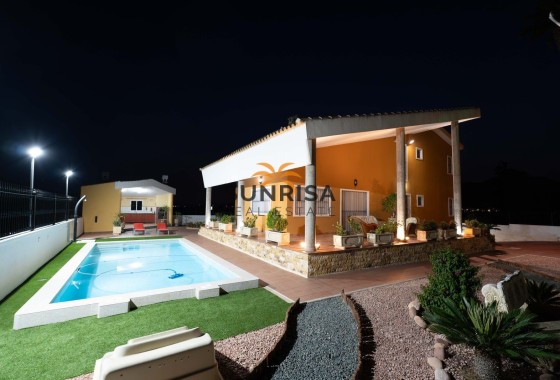 Villa · Herverkoop - Orihuela · Correntías Medias · Alicante · Spanje