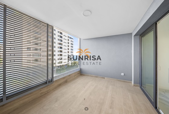 Appartement · Herverkoop - Torrevieja · Punta Prima · Alicante · Spanje