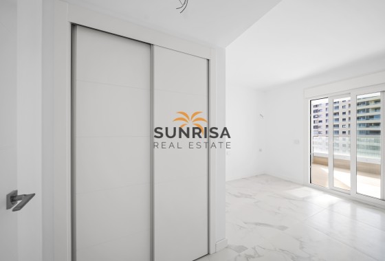 Appartement · Herverkoop - Torrevieja · Punta Prima · Alicante · Spanje