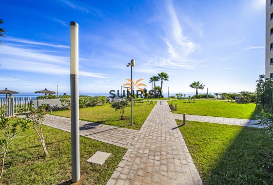 Appartement · Herverkoop - Torrevieja · Punta Prima · Alicante · Spanje