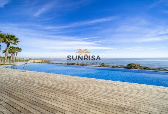 Appartement · Herverkoop - Torrevieja · Punta Prima · Alicante · Spanje