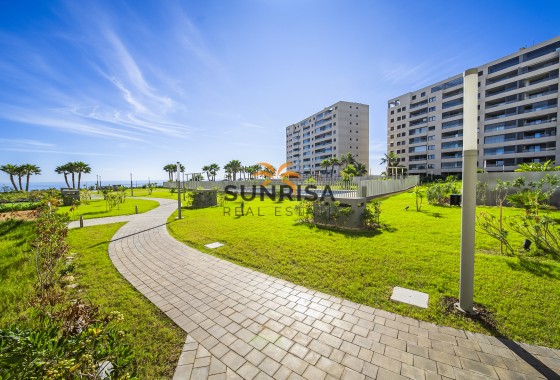 Appartement · Herverkoop - Torrevieja · Punta Prima · Alicante · Spanje
