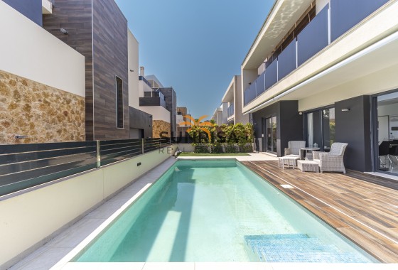 Villa · Revente - Orihuela Costa · Lomas de Cabo Roig · Alicante · Espagne