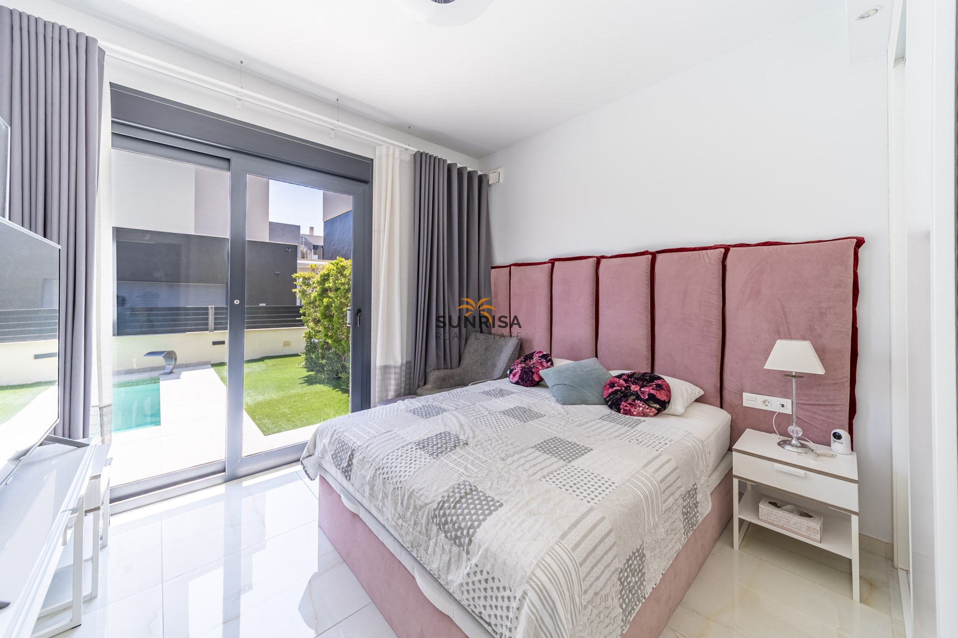 Revente - Villa - Orihuela Costa