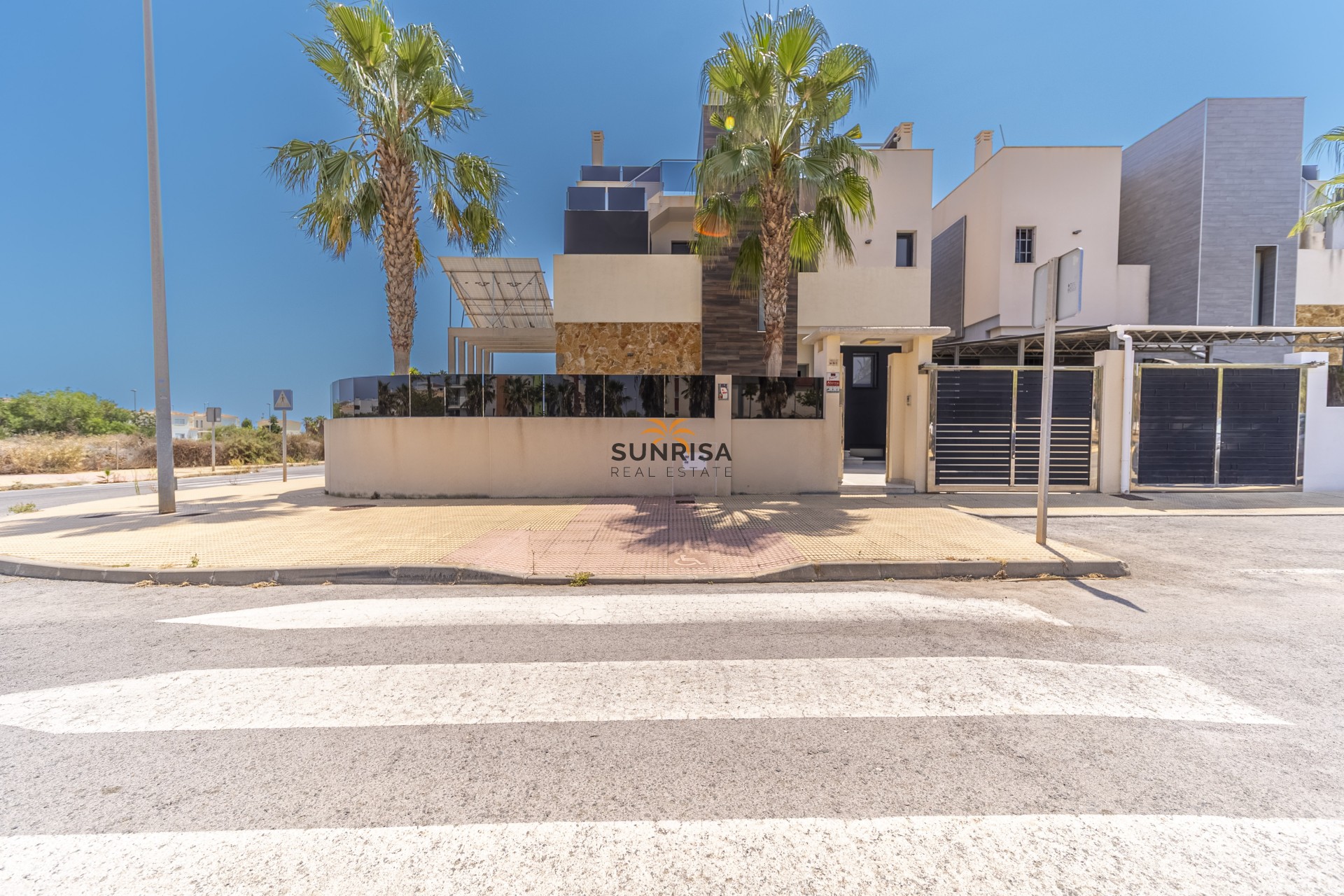 Revente - Villa - Orihuela Costa