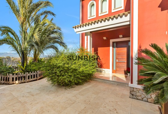 Villa · Herverkoop - Algorfa · La Finca Golf Resort · Alicante · Spanje