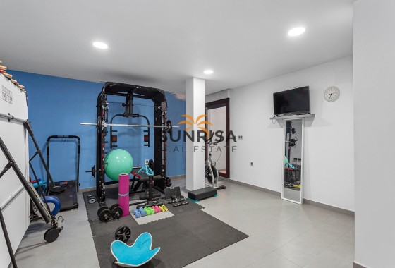 Villa · Herverkoop - Algorfa · La Finca Golf Resort · Alicante · Spanje