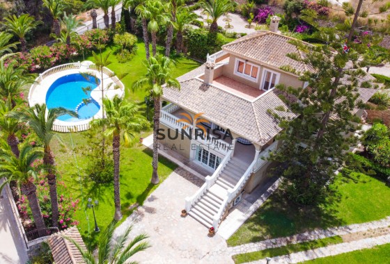 Villa · Herverkoop - Villamartin · Alicante · Spanje