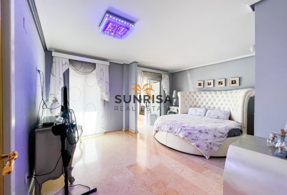 Villa · Herverkoop - La Mata · Alicante · Spanje