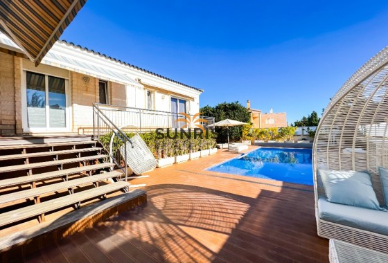 Villa · Herverkoop - La Mata · Alicante · Spanje