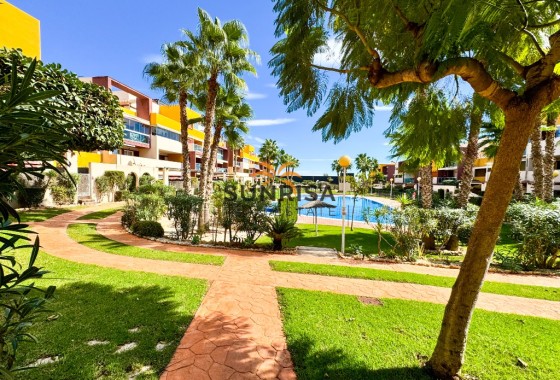 Appartement · Herverkoop - Orihuela Costa · Playa Flamenca · Alicante · Spanje