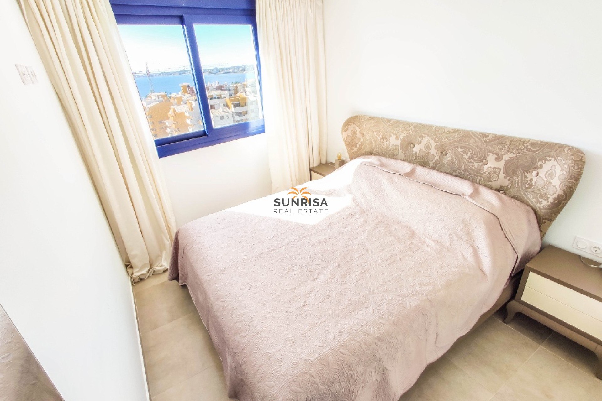 Revente - Appartement - Punta Prima