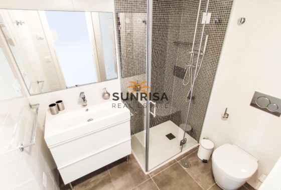 Apartment · Resale - Punta Prima · Alicante · Spain