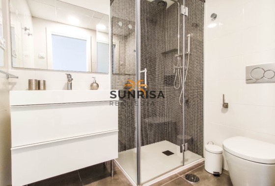 Apartment · Resale - Punta Prima · Alicante · Spain