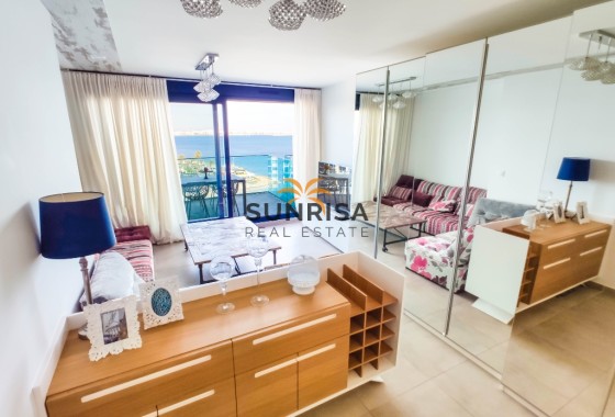 Apartment · Resale - Punta Prima · Alicante · Spain