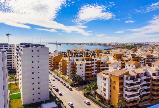 Apartment · Resale - Punta Prima · Alicante · Spain