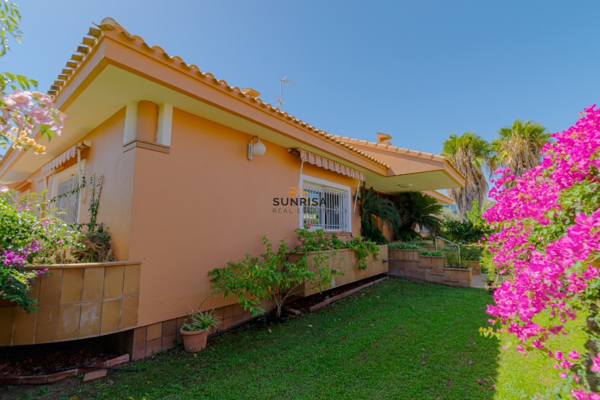 Revente - Villa - Orihuela Costa