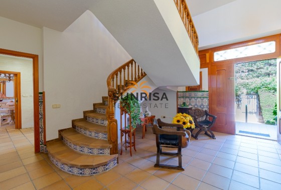 Villa · Resale - Orihuela Costa · Campoamor · Alicante · Spain
