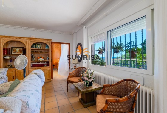Villa · Resale - Orihuela Costa · Campoamor · Alicante · Spain