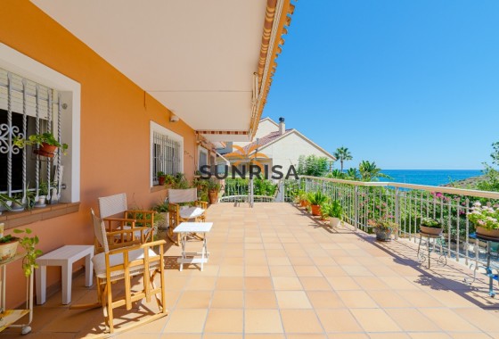 Villa · Resale - Orihuela Costa · Campoamor · Alicante · Spain