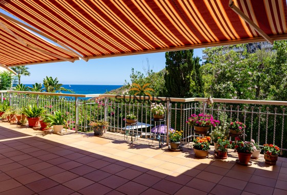Villa · Resale - Orihuela Costa · Campoamor · Alicante · Spain