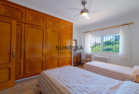 Villa · Resale - Orihuela Costa · Campoamor · Alicante · Spain
