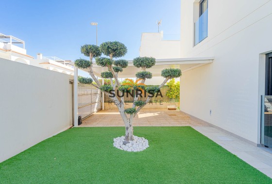 Villa · Resale - Ciudad Quesada · Alicante · Spain
