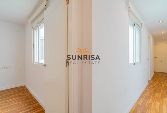 Appartement · Herverkoop - Torrevieja · Alicante · Spanje