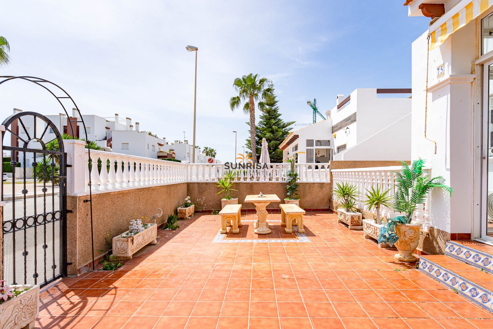 Resale - Townhouse - Torrevieja