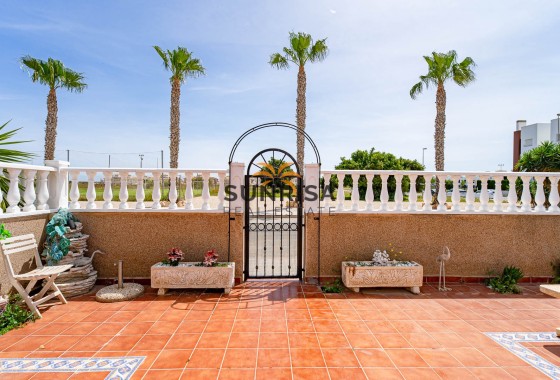 Townhouse · Resale - Torrevieja · Punta Prima · Alicante · Spain