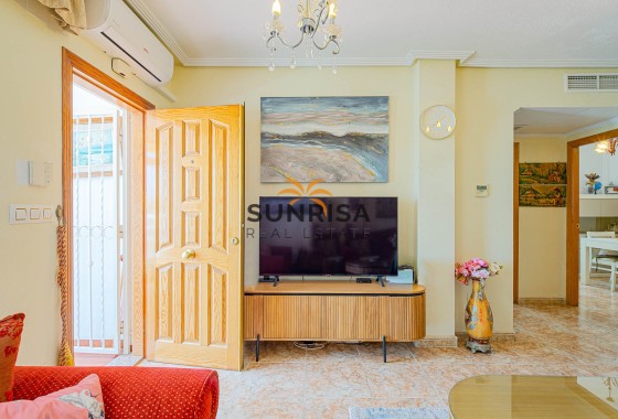 Townhouse · Resale - Torrevieja · Punta Prima · Alicante · Spain