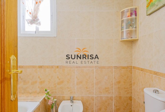 Townhouse · Resale - Torrevieja · Punta Prima · Alicante · Spain