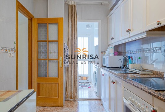 Townhouse · Resale - Torrevieja · Punta Prima · Alicante · Spain