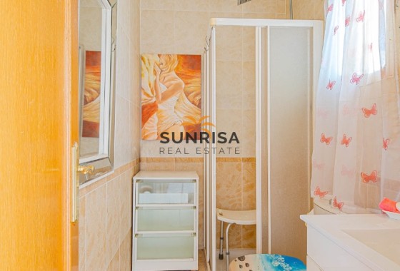 Townhouse · Resale - Torrevieja · Punta Prima · Alicante · Spain