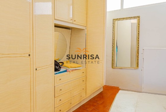 Townhouse · Resale - Torrevieja · Punta Prima · Alicante · Spain