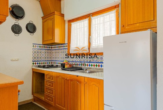 Appartement · Herverkoop - Punta Prima · Alicante · Spanje