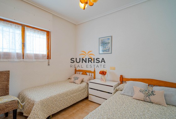 Appartement · Herverkoop - Punta Prima · Alicante · Spanje