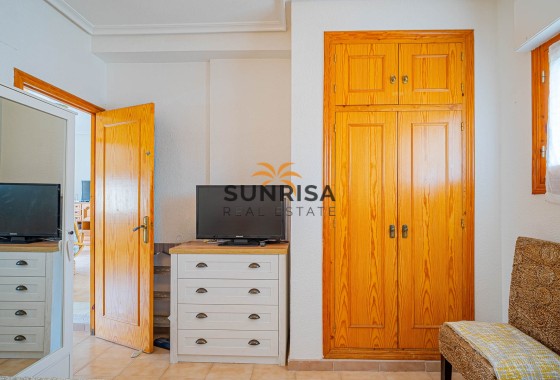 Appartement · Herverkoop - Punta Prima · Alicante · Spanje