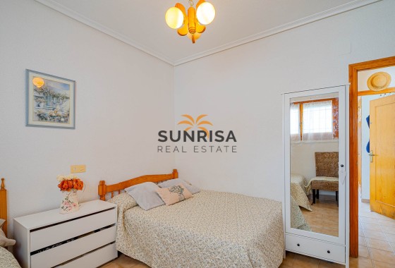 Appartement · Herverkoop - Punta Prima · Alicante · Spanje